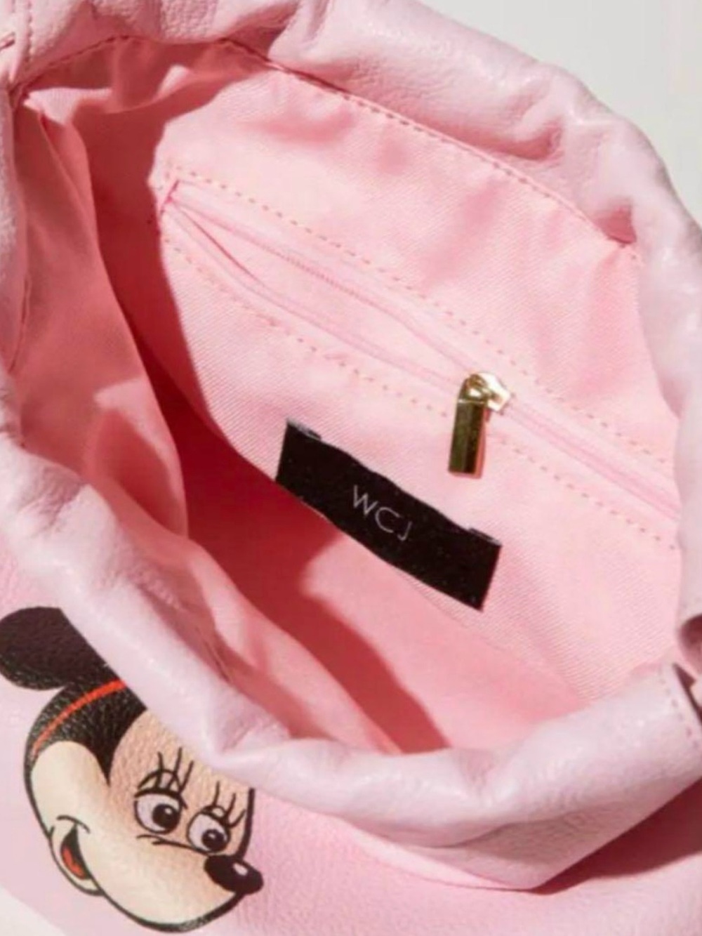 WCJ Minnie Mouse Drawstring Bag - Picture 6 of 6